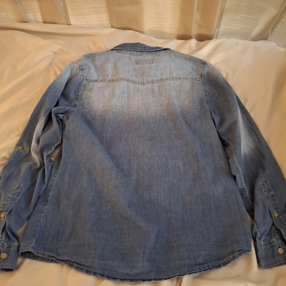 Blue Age Women's Ombre Distressed Button Down Long Sleeve Shirt - Picture 7 of 9